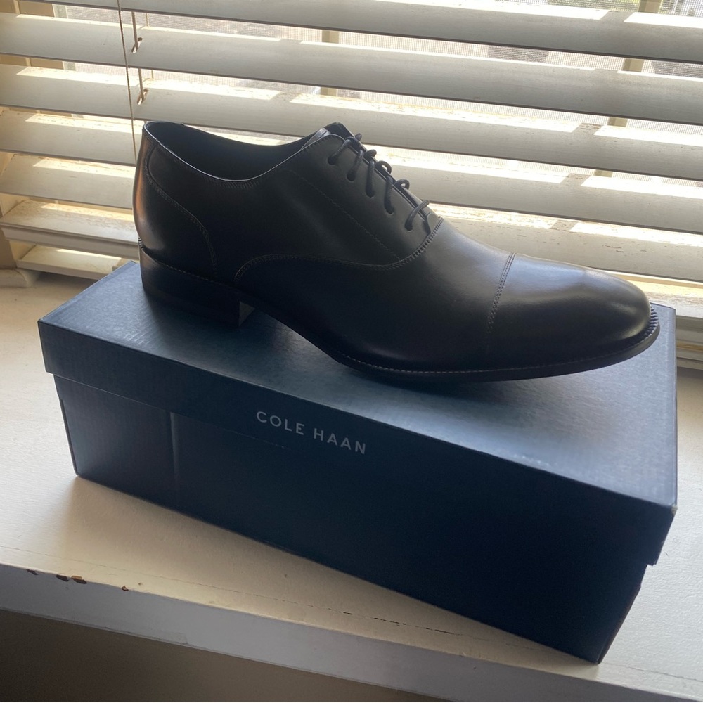 COLE HAAN OXFORDS!!!